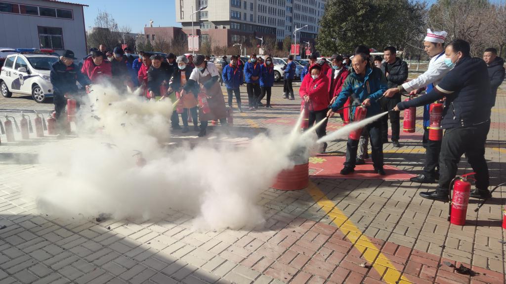 世界杯官网开展“落实消防责任，防范安全风险”消防宣传日系列活动